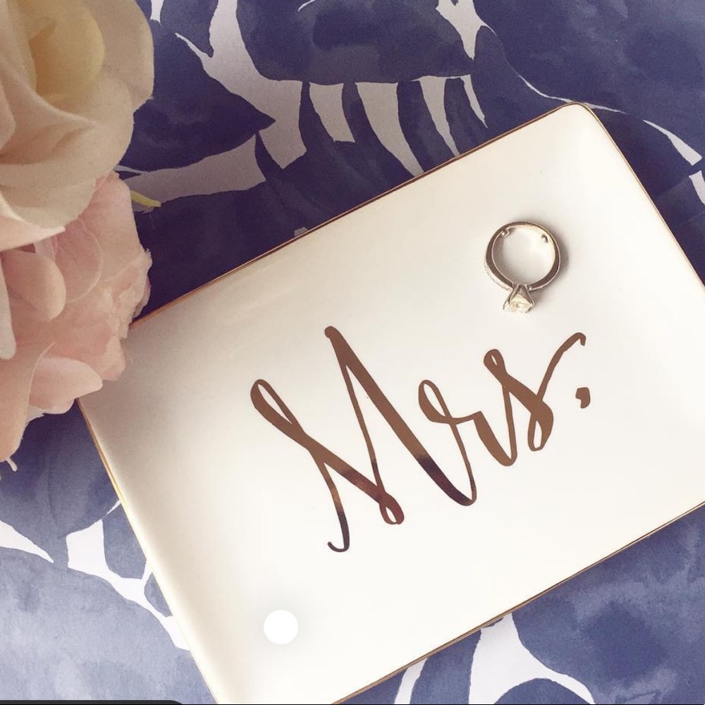 Mrs. Wedding Trinket Tray